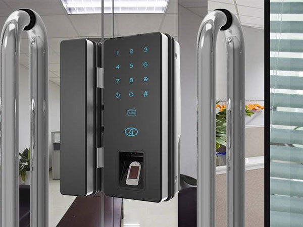 大连市24小时上门开锁公司